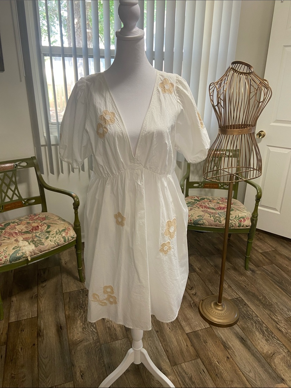 Madewell White Button-Back sun dress